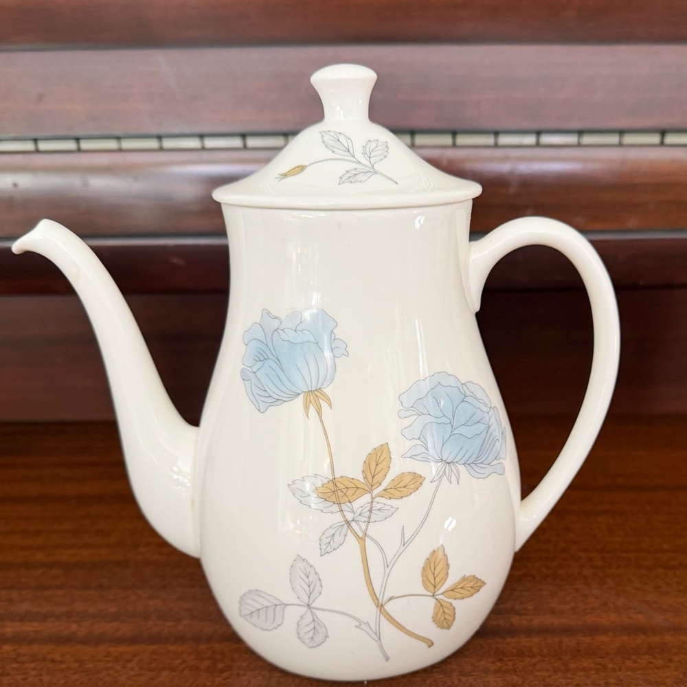 Vintage Wedgwood Ice Rose 8.5” Coffee Pot Made In England Blue Floral Bone China